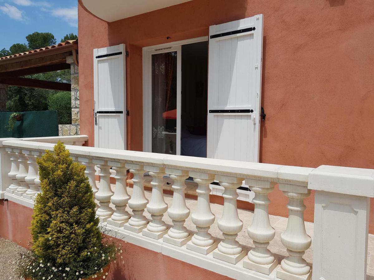 Bed and Breakfast Mas D'Azur Roquefort-les-Pins Exterior foto