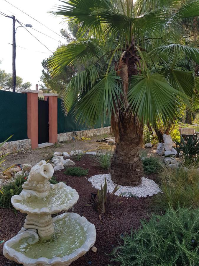 Bed and Breakfast Mas D'Azur Roquefort-les-Pins Exterior foto
